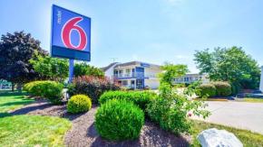 Motel 6-Windsor Locks, CT - Hartford  Виндзор Локс